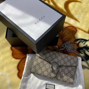 Gucci crossbody bag